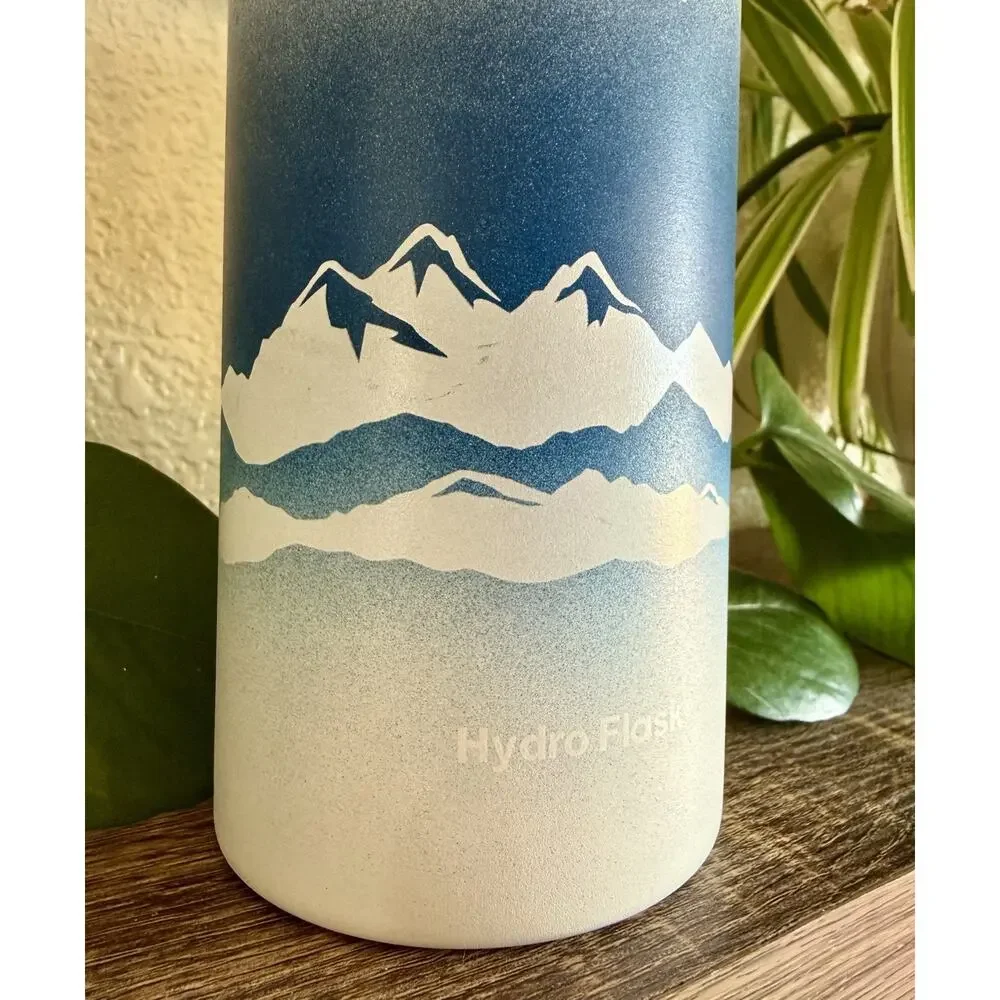 Hydro Flask 32‎ Oz Water Bottle With Straw Mountain Design,18/8 Stainless GUC